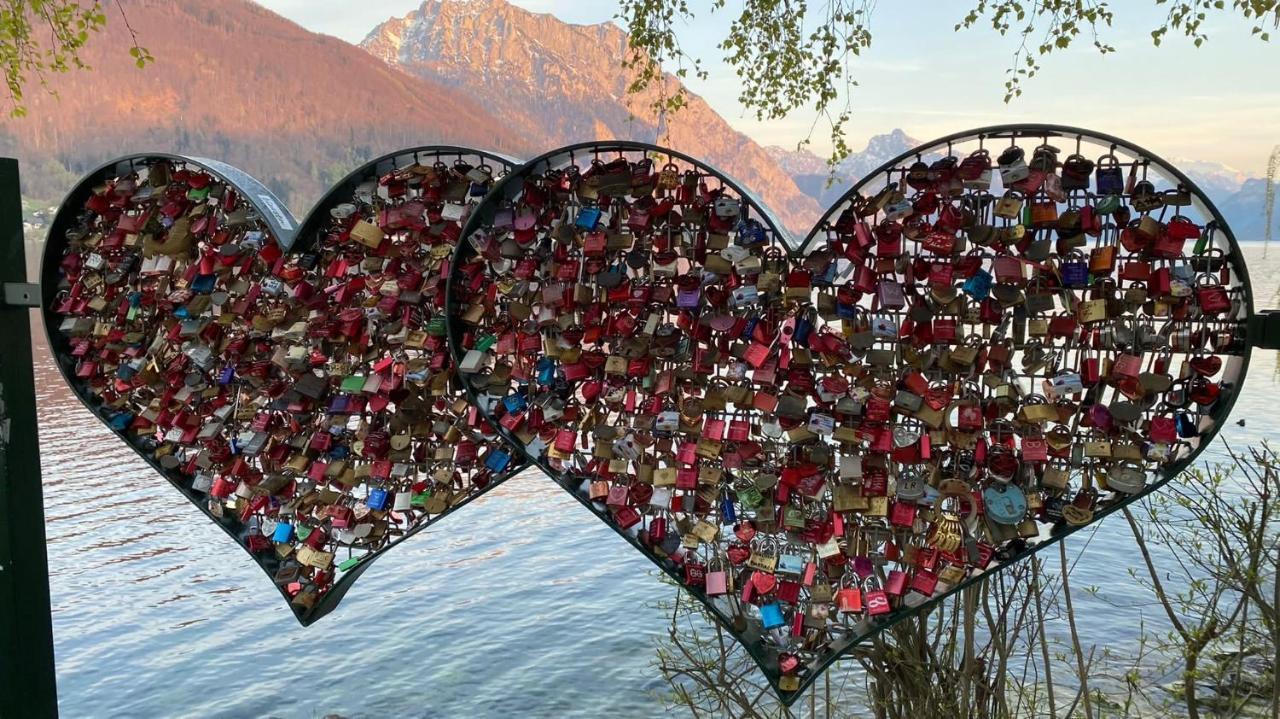 אלטמונסטר Ferienhaeuschen Am Traunsee Mit Tretboot Zur Freien Nutzung Am Badeplatz מראה חיצוני תמונה